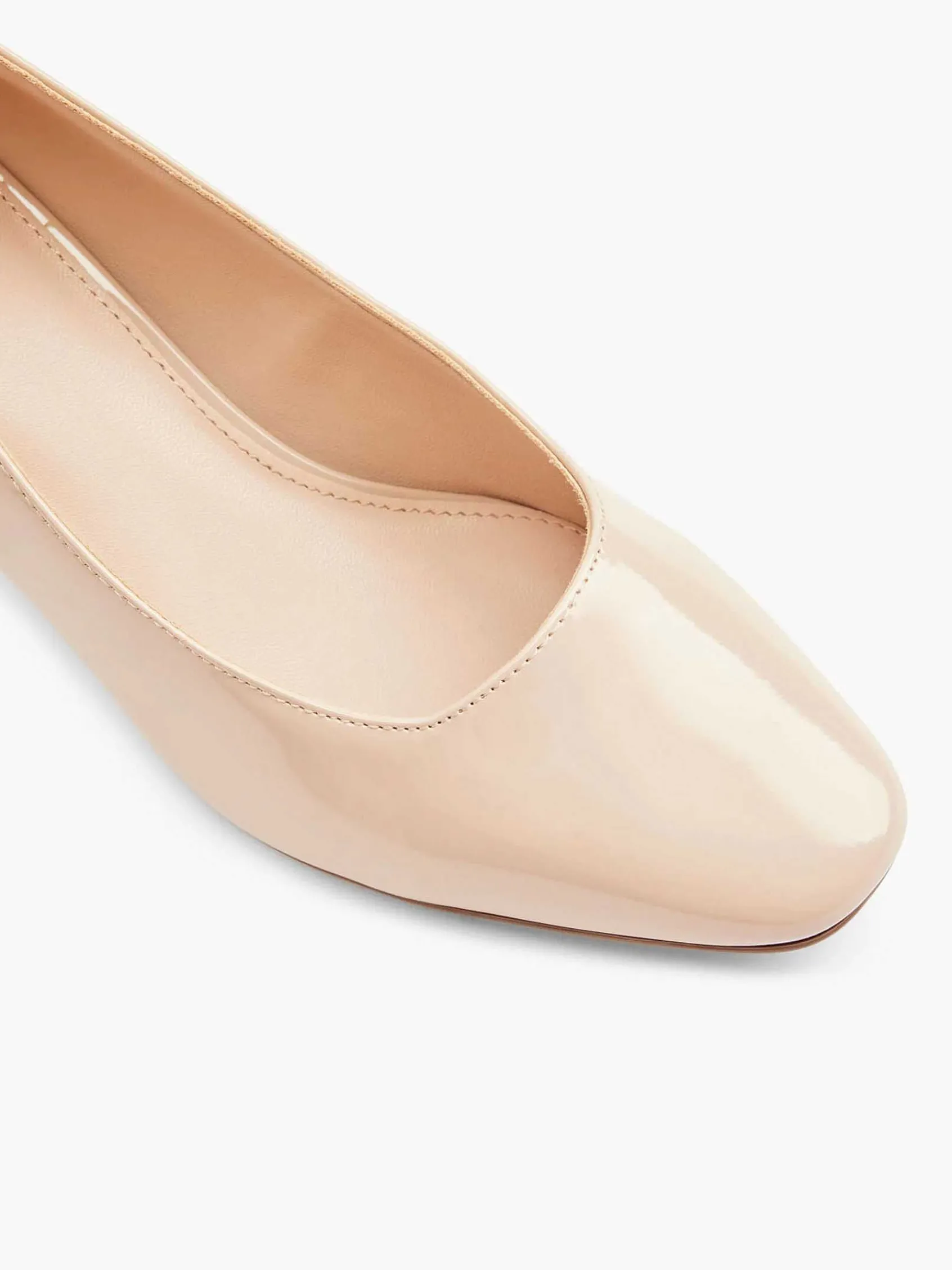 Graceland Pumps-Nude Pump Lak