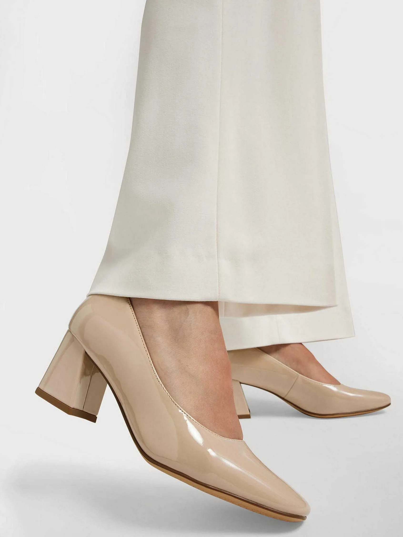 Graceland Pumps-Nude Pump Lak