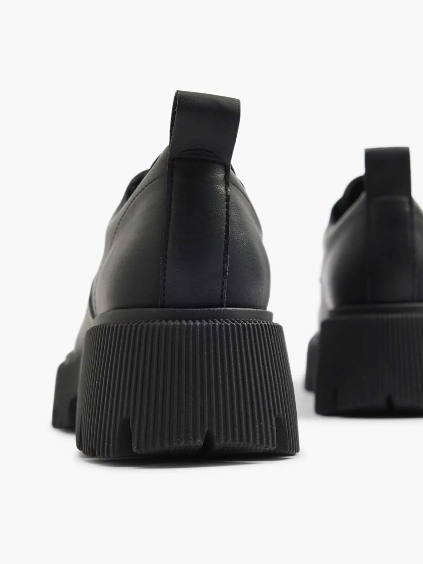 Oxmox Instappers-Zwarte Chunky Veterschoen