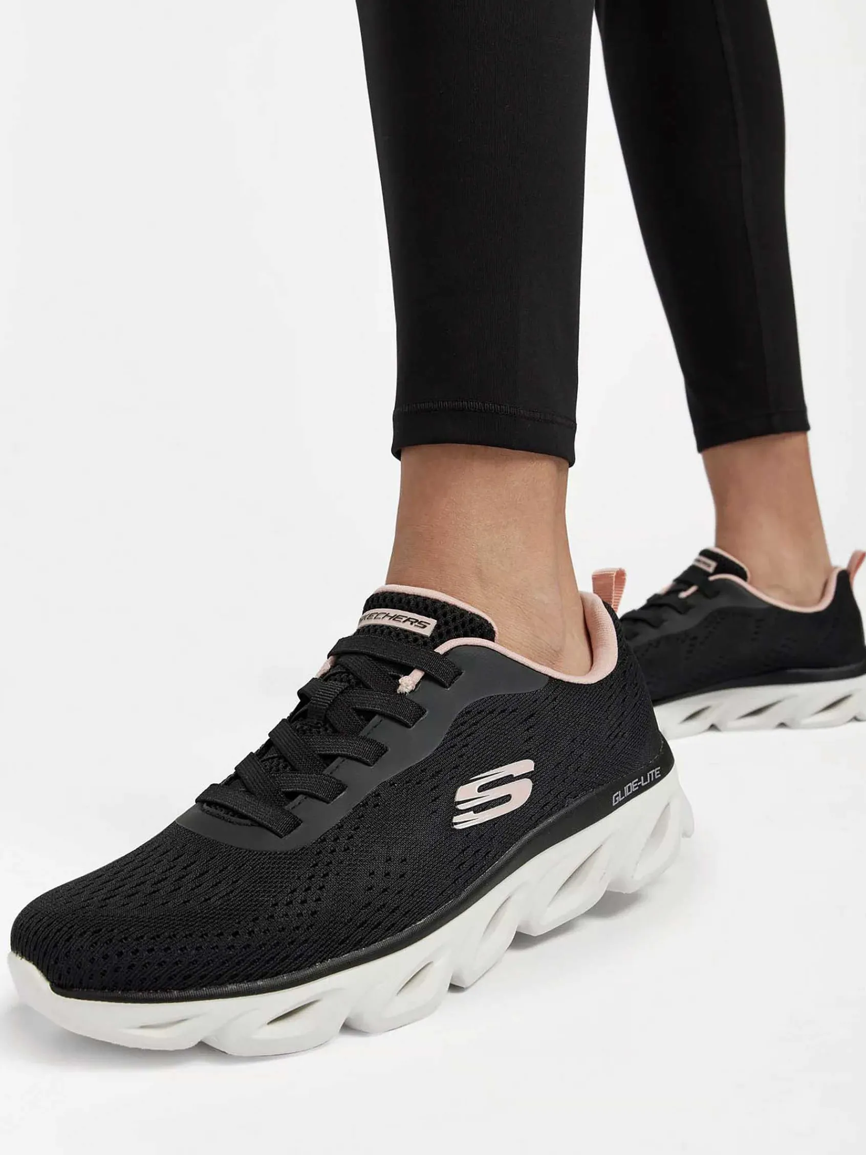 Skechers Sneakers-Zwarte Glide - Lite - Back Slide