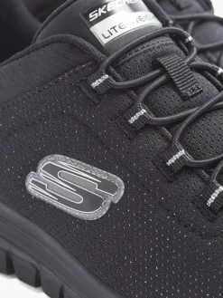 Skechers Instappers-Zwarte Graceful 2.0 Lavishly